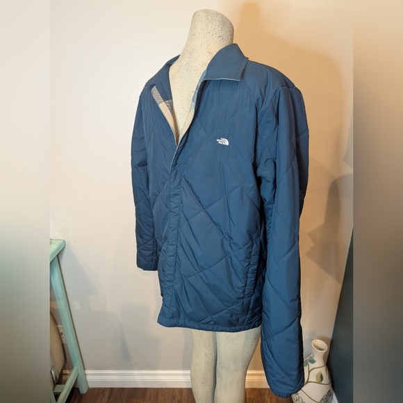 The North Face Afterburner Unisex Insulated Reversible Jacket Mens S, Women M/L - Picture 11 of 16